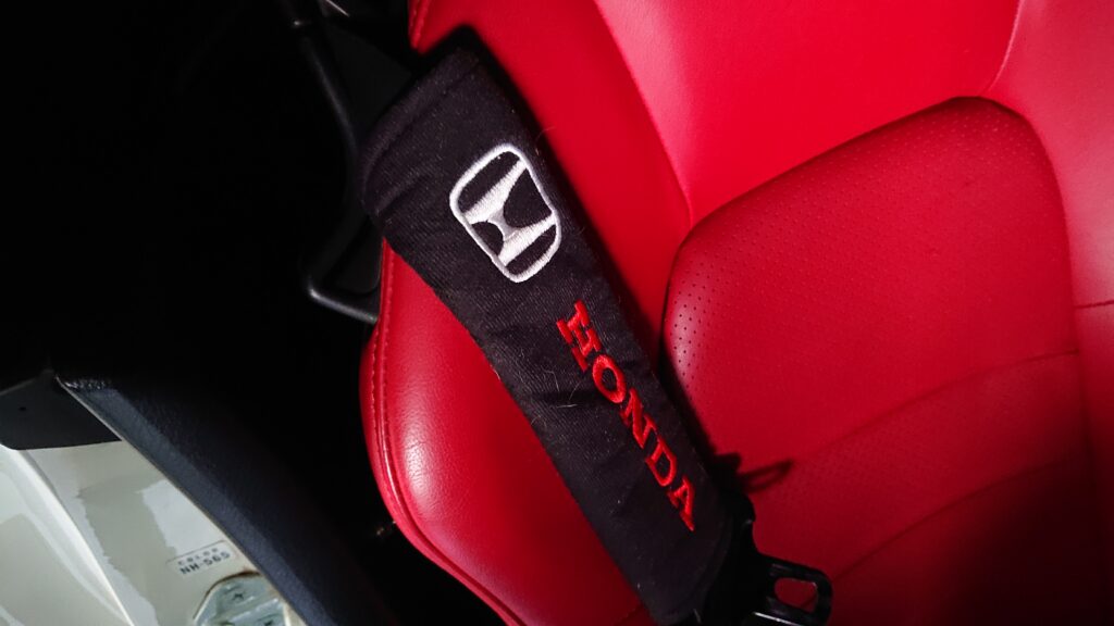 HONDA シートベルトカバー